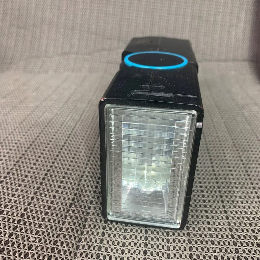 Vivitar Auto Thyristor 3700 Flash